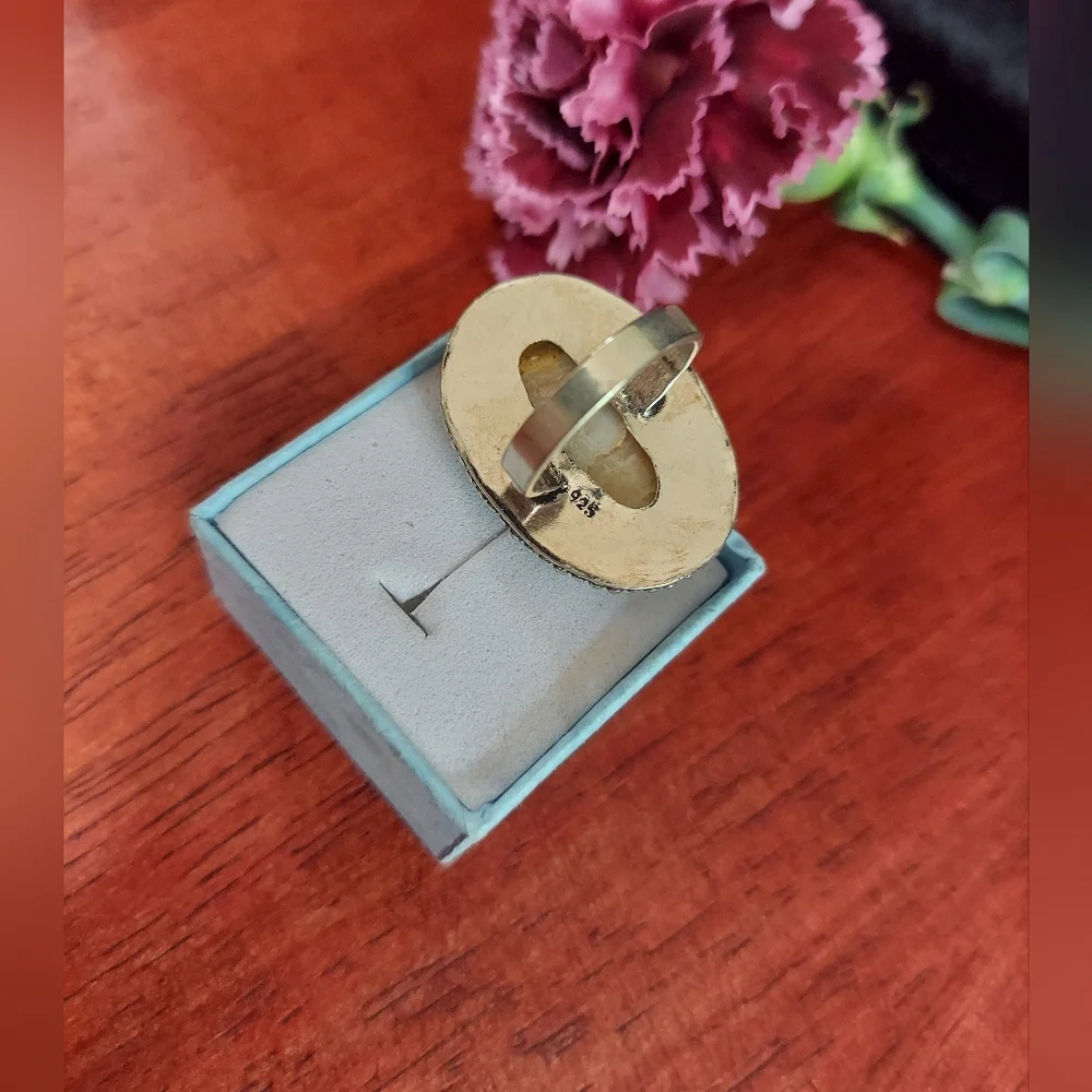 Handcrafted Mexican Crazy Lace Agate Oversized Oval Ring (7) - Picture 11 of 16